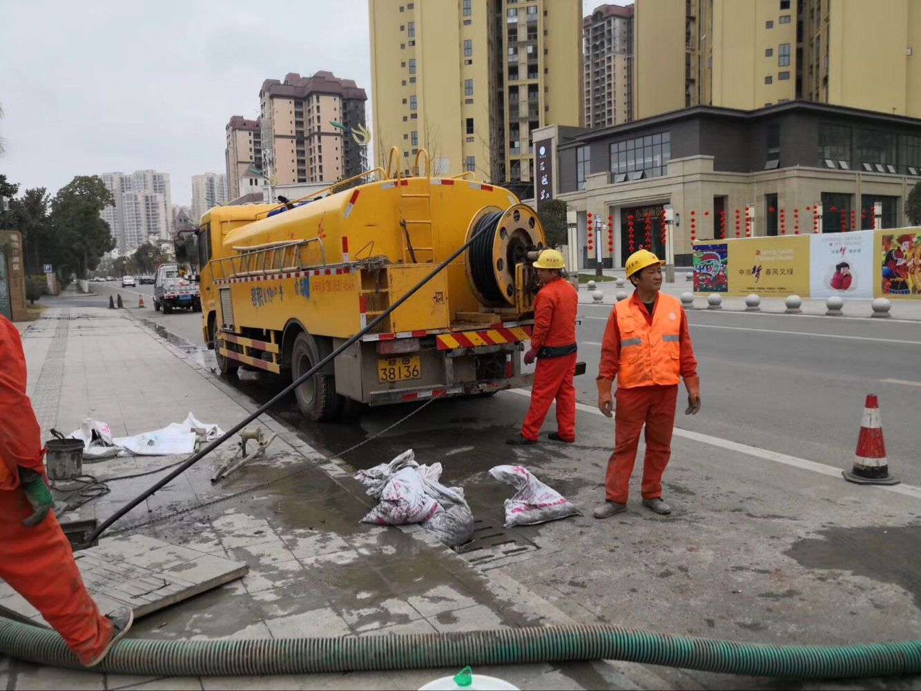 渭滨排污管道清淤-管道清洗